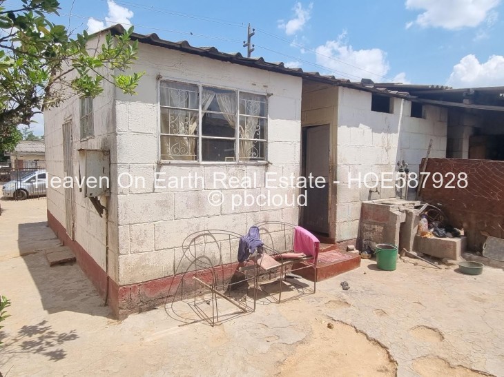 2 Bedroom House for Sale in Mabvuku, Harare