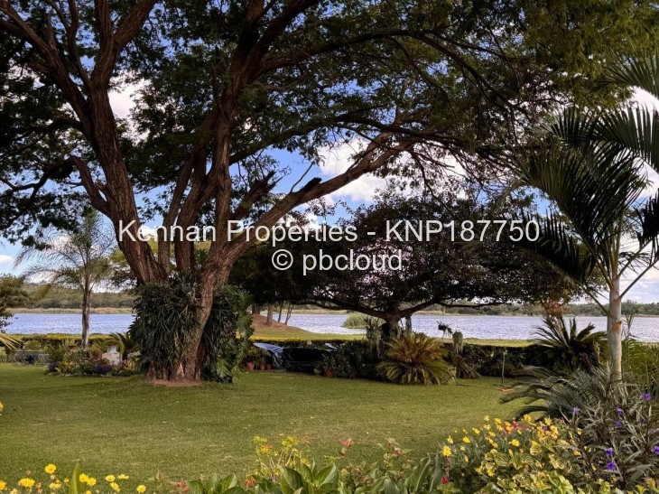 2 Bedroom House for Sale in Lake Chivero, Lake Chivero