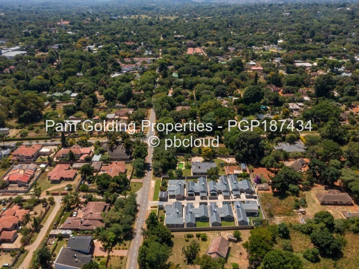 Townhouse/Complex/Cluster for Sale in Highlands, Harare