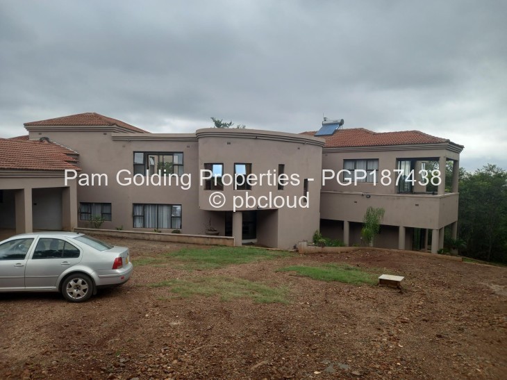 5 Bedroom House for Sale in Philadelphia, Harare