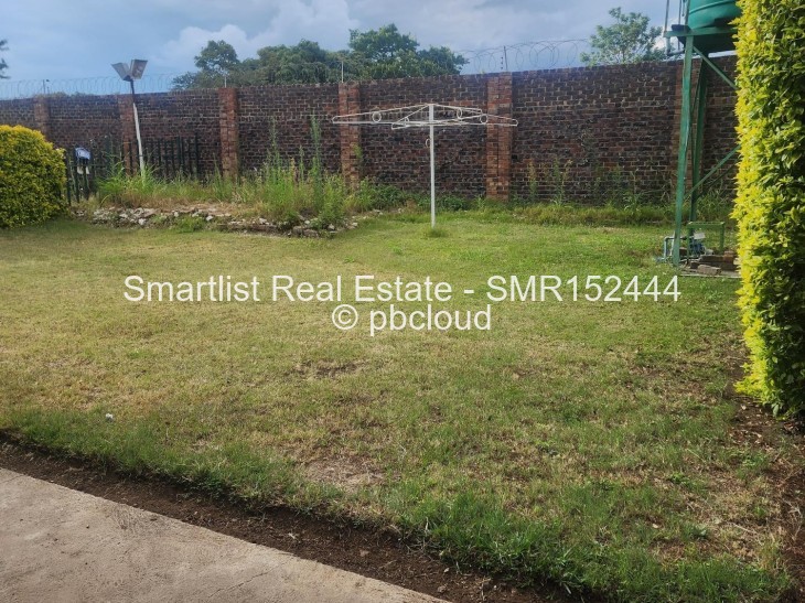 Townhouse/Complex/Cluster to Rent in Monavale, Harare