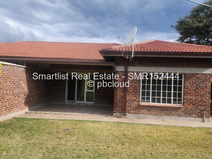 Townhouse/Complex/Cluster to Rent in Monavale, Harare