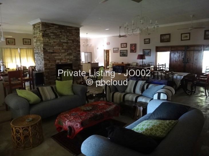 3 Bedroom House for Sale in Victoria Falls, Victoria Falls
