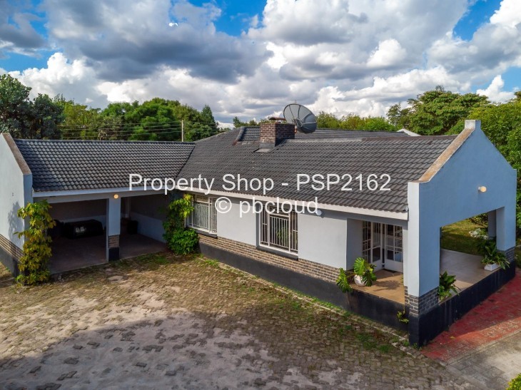 4 Bedroom House for Sale in Borrowdale West, Harare
