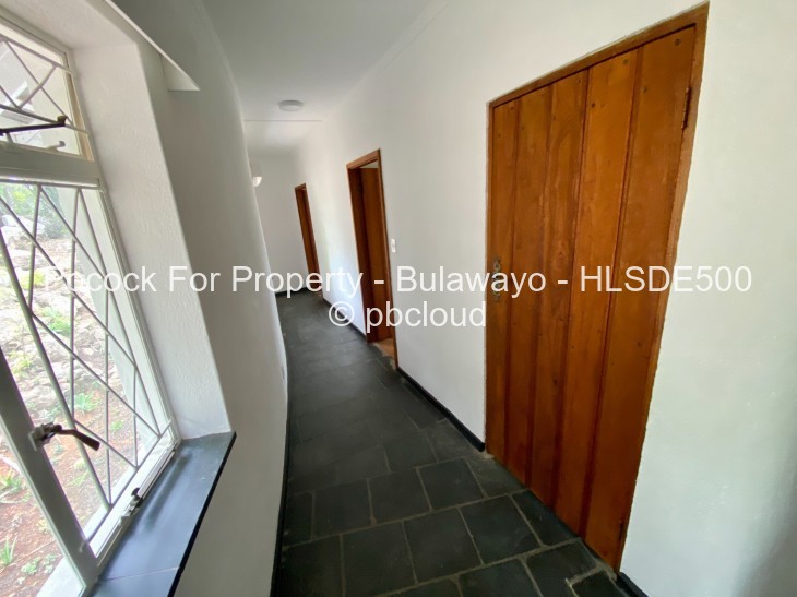 4 Bedroom House for Sale in Hillside Byo, Bulawayo