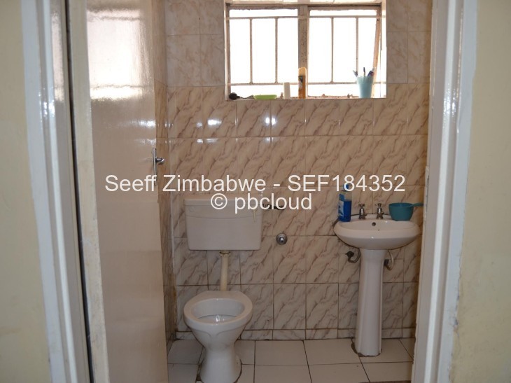 4 Bedroom House for Sale in Mainway Meadows, Harare