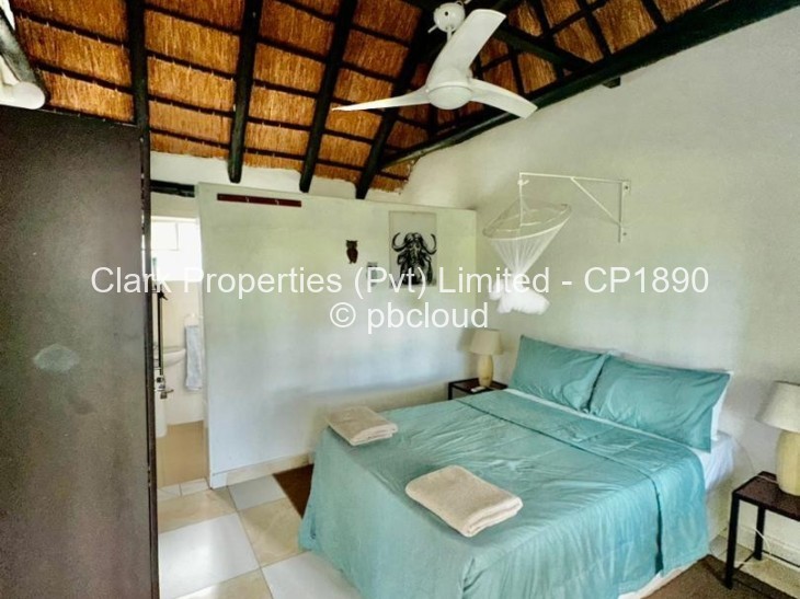 4 Bedroom House for Sale in Kariba, Kariba