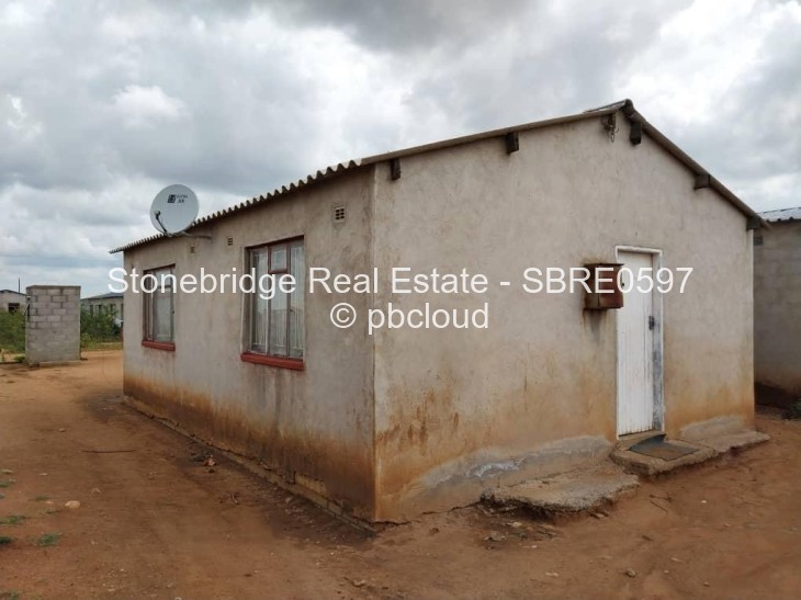 2 Bedroom House for Sale in Pumula South, Bulawayo