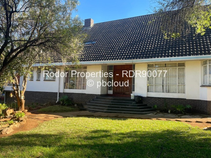 6 Bedroom House for Sale in Hillside Byo, Bulawayo