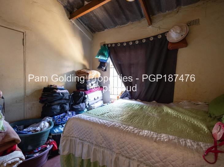 5 Bedroom House for Sale in Glen Norah, Harare