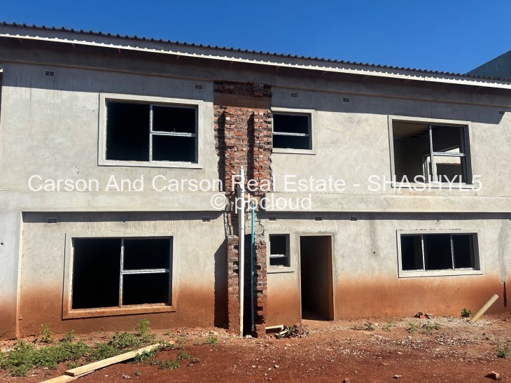 6 Bedroom House for Sale in Shawasha Hills, Harare