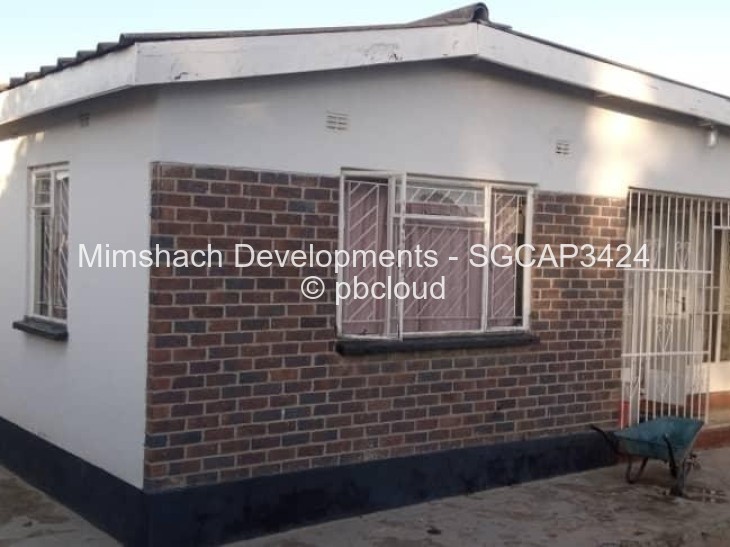 1 Bedroom House for Sale in Chitungwiza, Chitungwiza