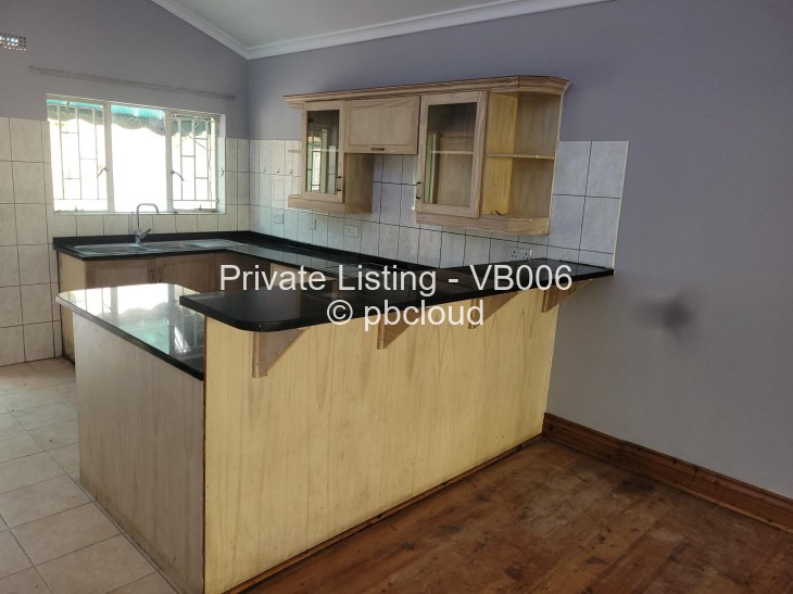 2 Bedroom Cottage/Garden Flat to Rent in Borrowdale Brooke, Harare