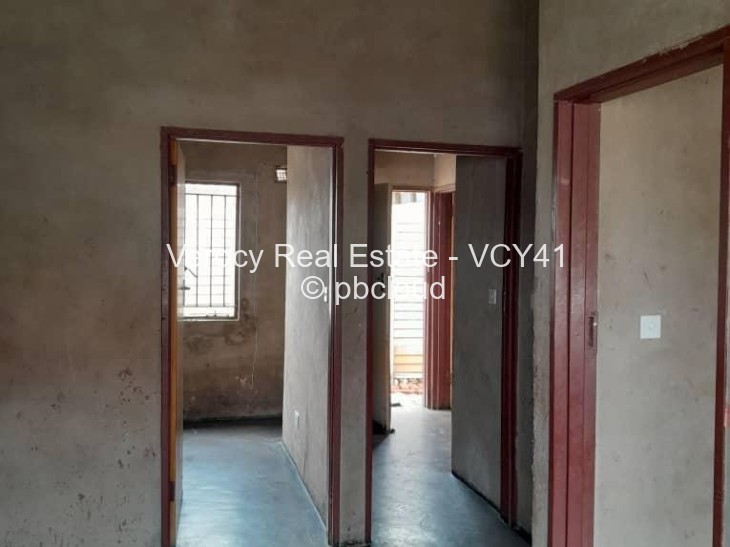 2 Bedroom House to Rent in Budiriro, Harare