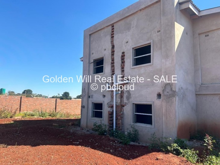 5 Bedroom House for Sale in Shawasha Hills, Harare