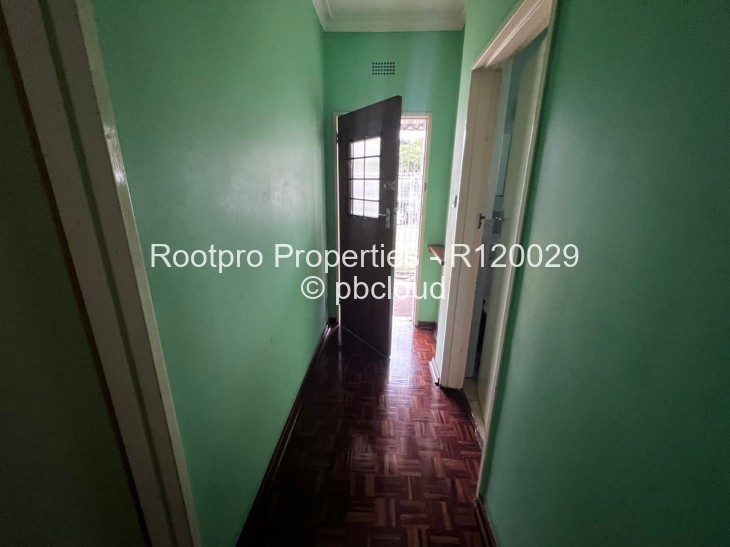 2 Bedroom Cottage/Garden Flat for Sale in Mabelreign, Harare