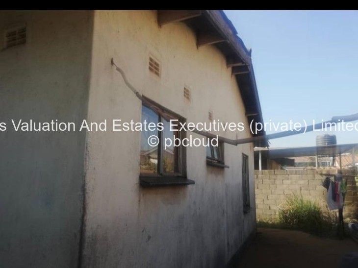 4 Bedroom House for Sale in Glen Norah, Harare