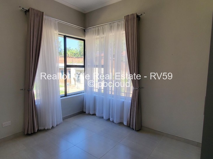 Flat/Apartment to Rent in Highlands, Harare
