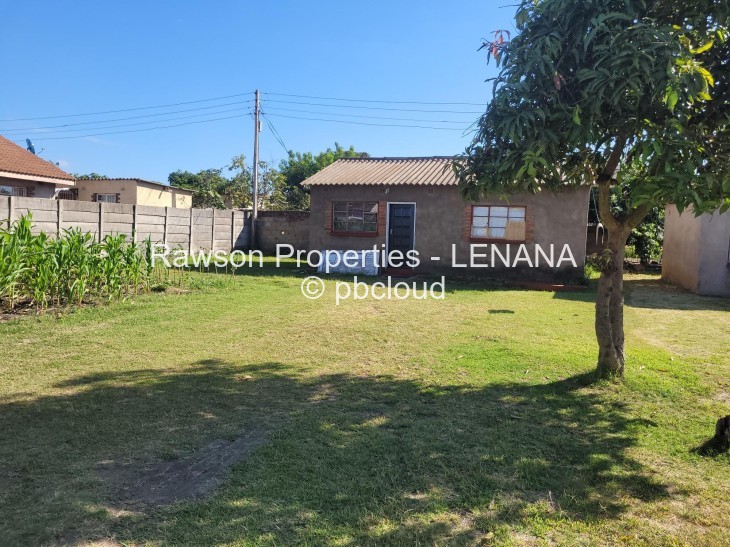 Stand for Sale in Lenana Park, Harare