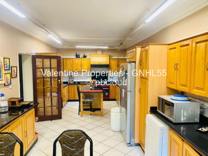 4 Bedroom House to Rent in Gunhill, Harare