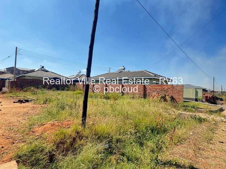 Stand for Sale in Aspindale Park, Harare