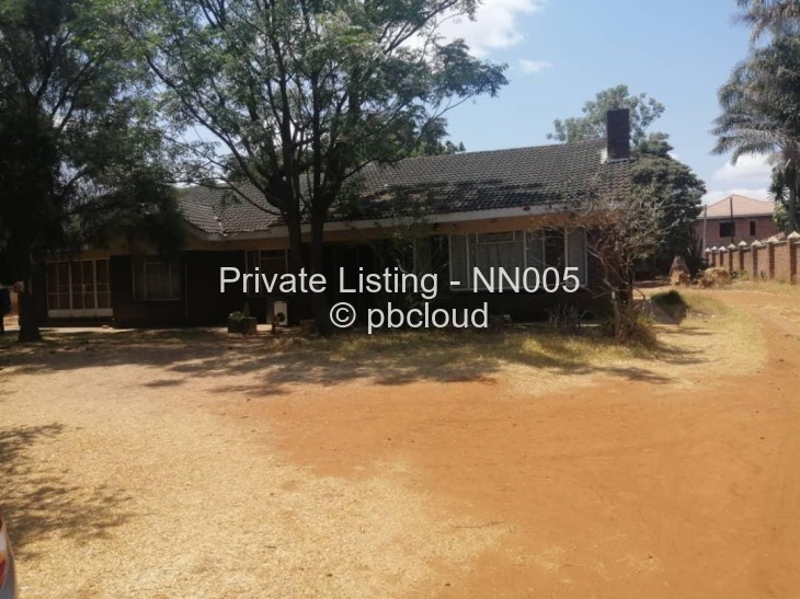 5 Bedroom House to Rent in Borrowdale West, Harare