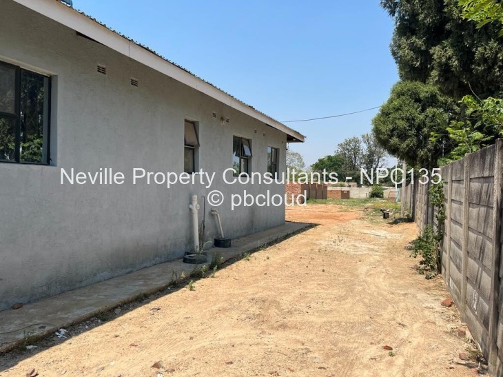 6 Bedroom House for Sale in Greendale, Harare