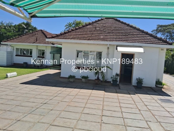 11 Bedroom House for Sale in Milton Park, Harare