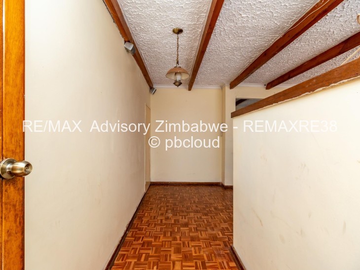 Commercial Property to Rent in Vainona, Harare