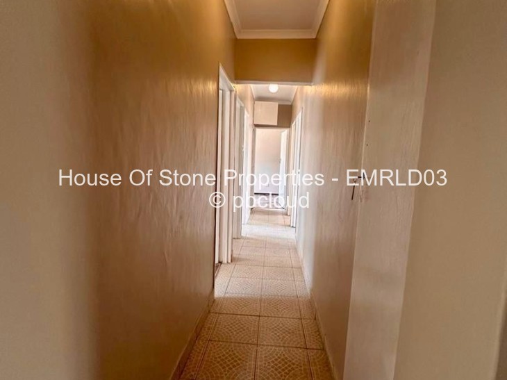 5 Bedroom House for Sale in Emerald Hill, Harare