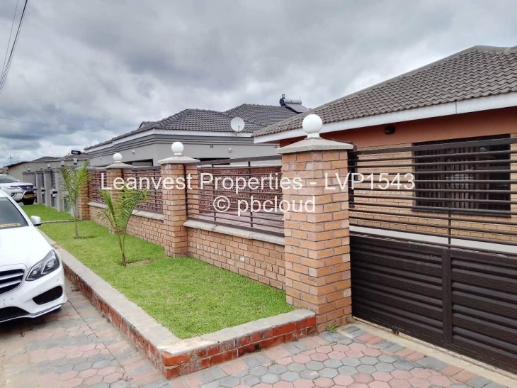 4 Bedroom House for Sale in Madokero Estates, Harare