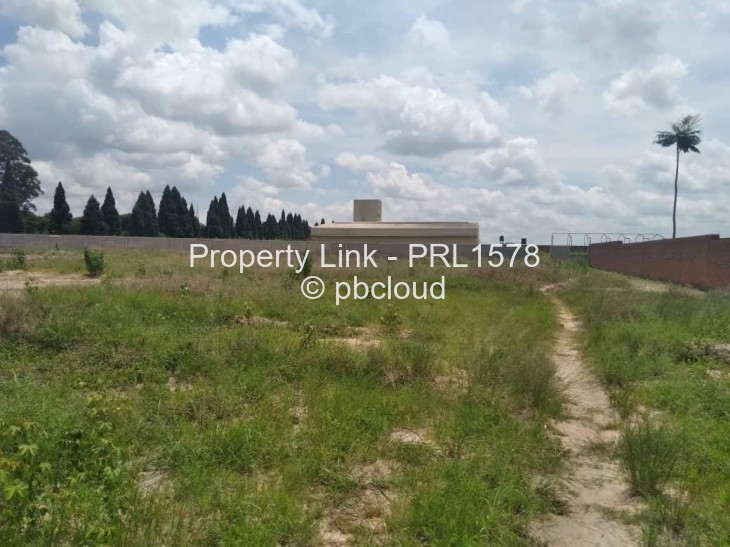 Land for Sale in Chitungwiza