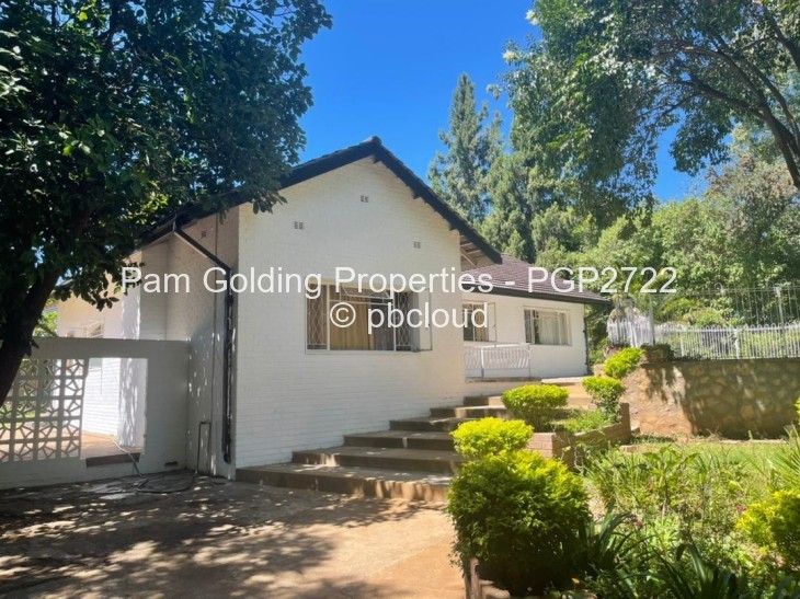 3 Bedroom House for Sale in Greenhill, Bulawayo