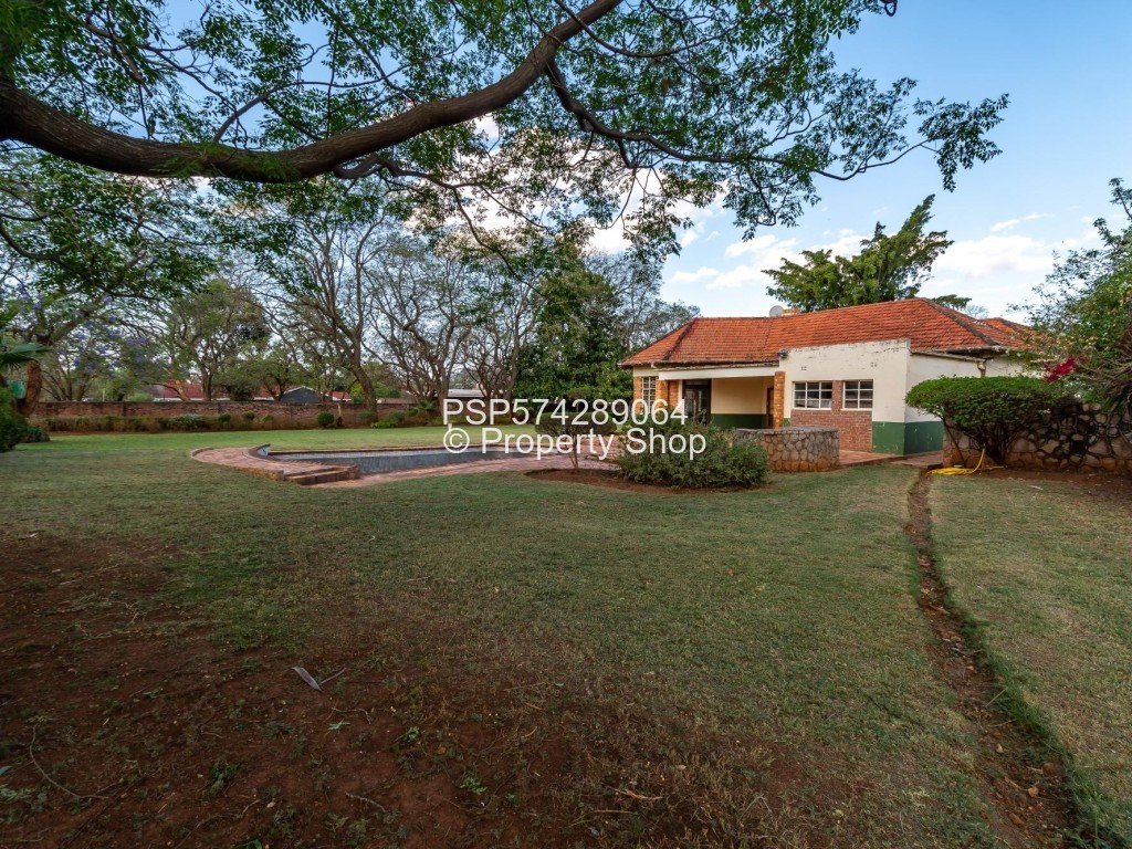 House for Sale in Suburbs
