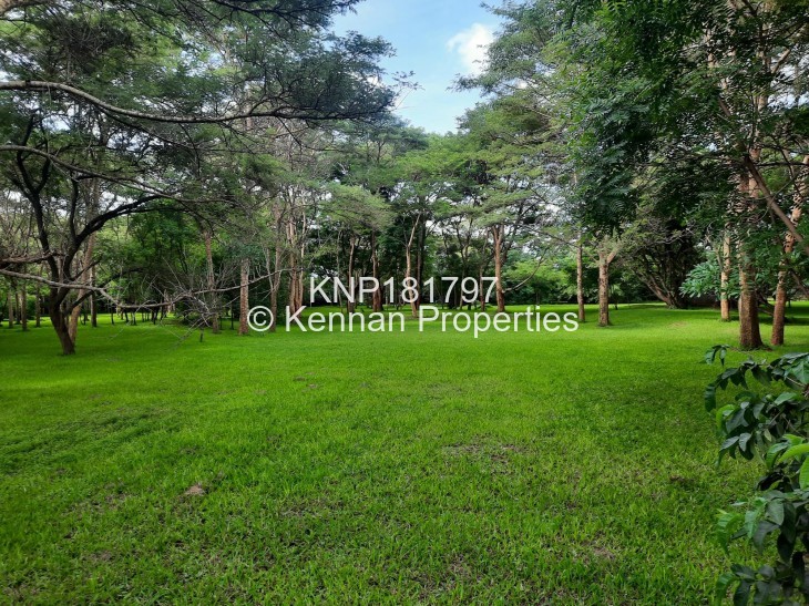Land for Sale in Glaudina