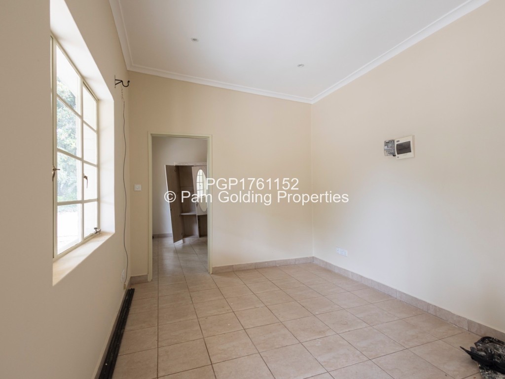 House for Sale in Emerald Hill