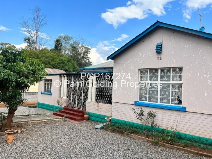 House for Sale in Hume Park