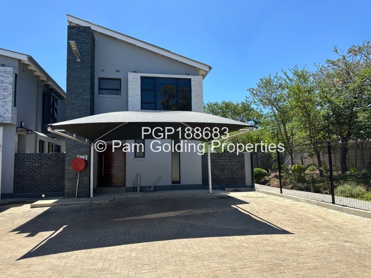 Townhouse/Complex/Cluster to Rent in Avondale