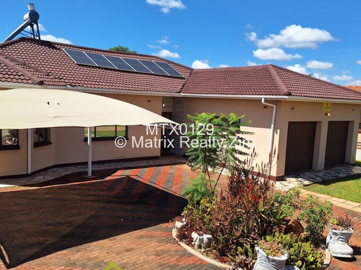 Townhouse/Complex/Cluster for Sale in Borrowdale